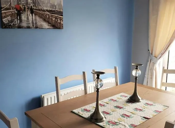 Modern House, Town * Вэстпорт